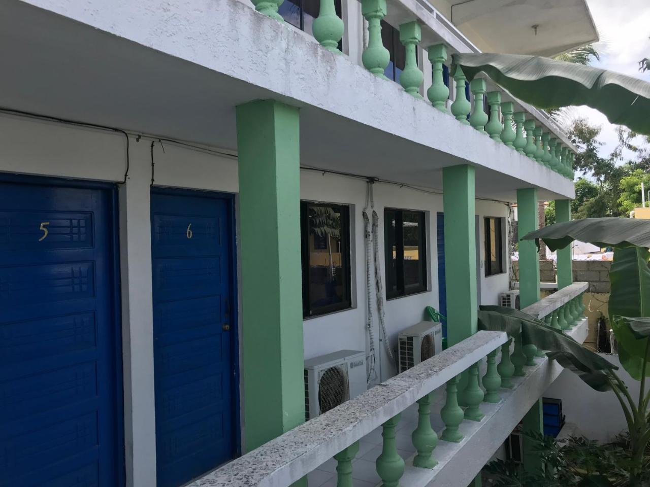 Hotel Restaurante Thomas Boca Chica Exterior photo